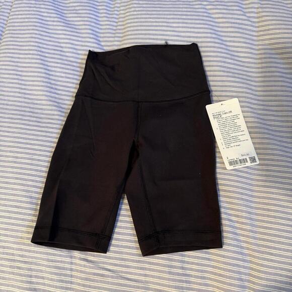 Lululemon Wunder Train High-Rise Shorts [COPY] - Picture 3 of 3